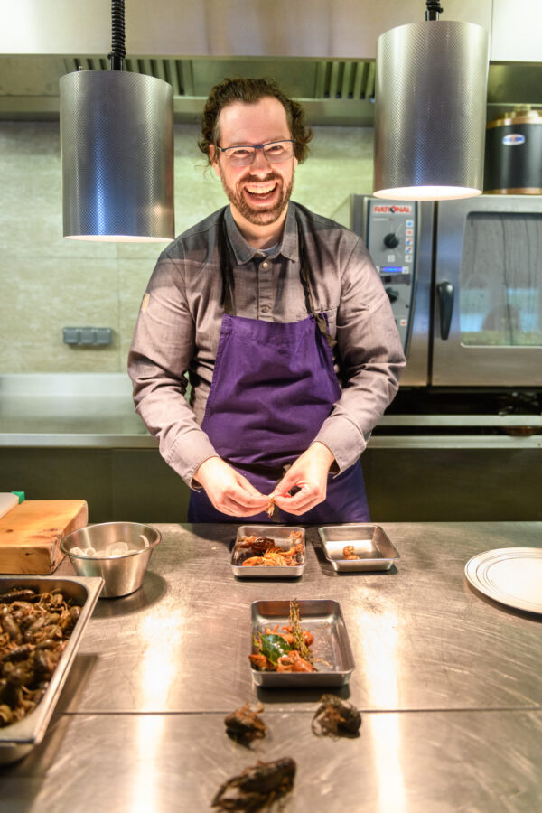 portrait professionnel Antony Maubert chef du restaurant l'assa à blois
