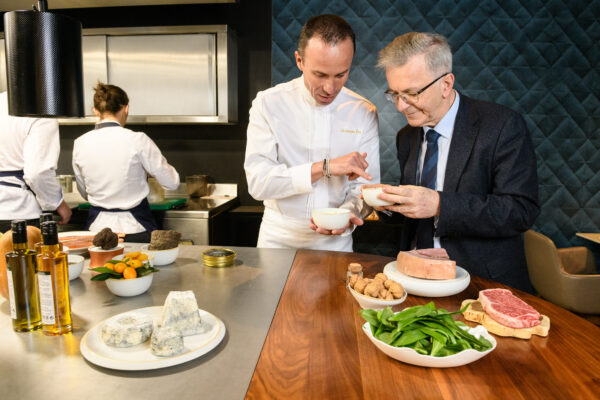 christophe hay et françois Bonneau autour de produits régionaux