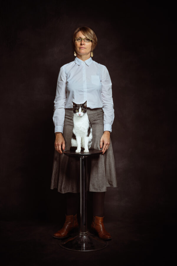 portrait humoristique la chatte de ma voisine